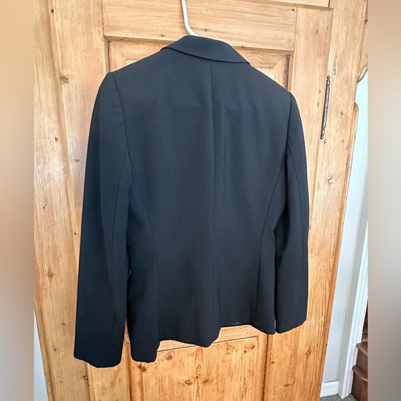 Black Blazer Lightly Used Lined Size 2 /XS Preppy Academia Sexy CEO - Picture 2 of 7